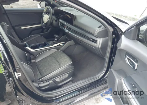 2025 Kia K4 Gt-Line from USA, damaged, VIN 3KPFW4DE5SE129402